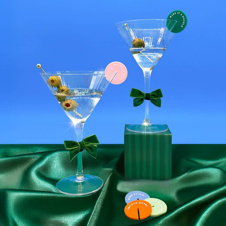 Art of Hosting 
Martini Cocktail Gift Set