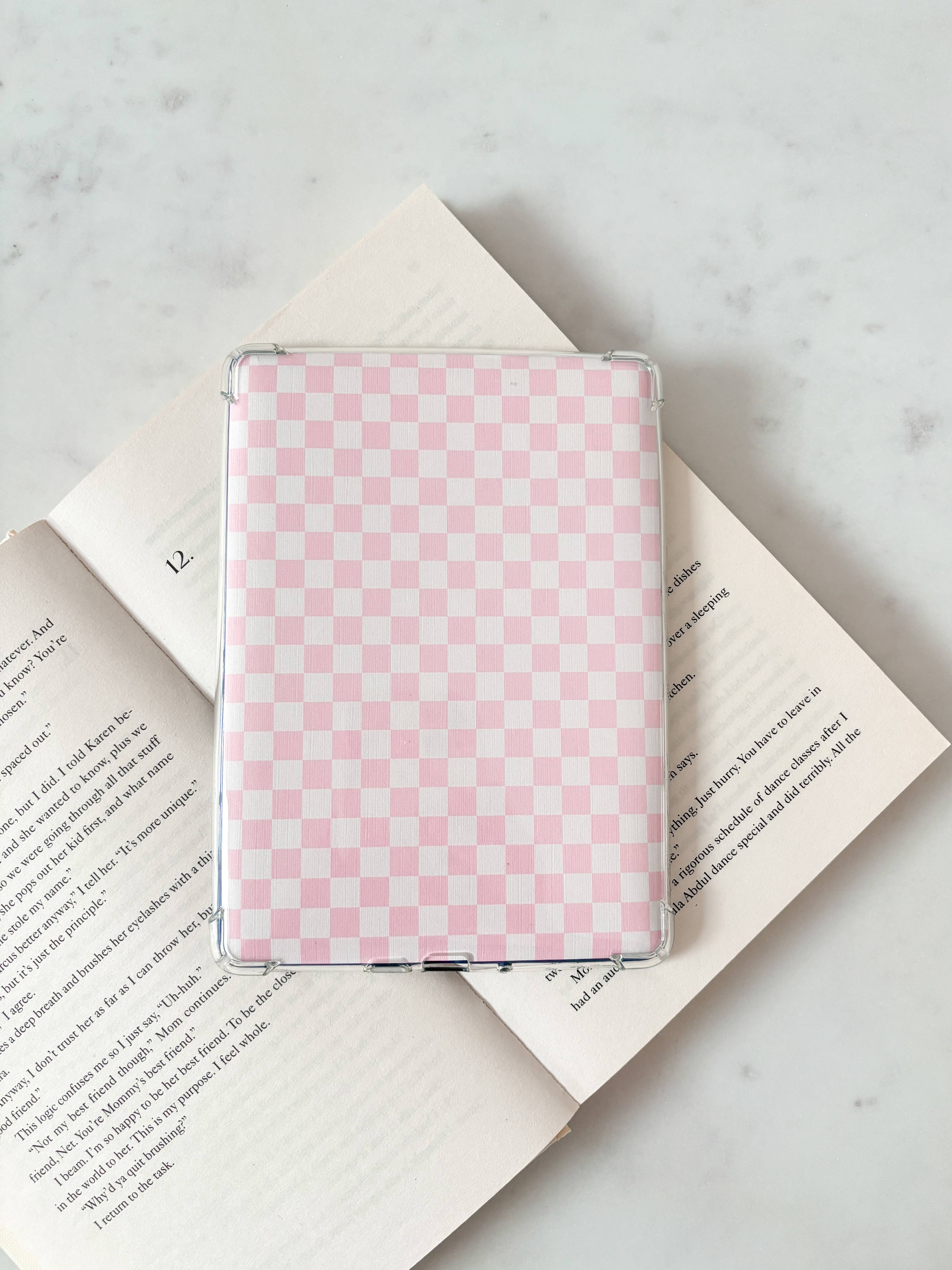 Fleurs on Sunday - Pink Checkered Gingham Kindle Insert