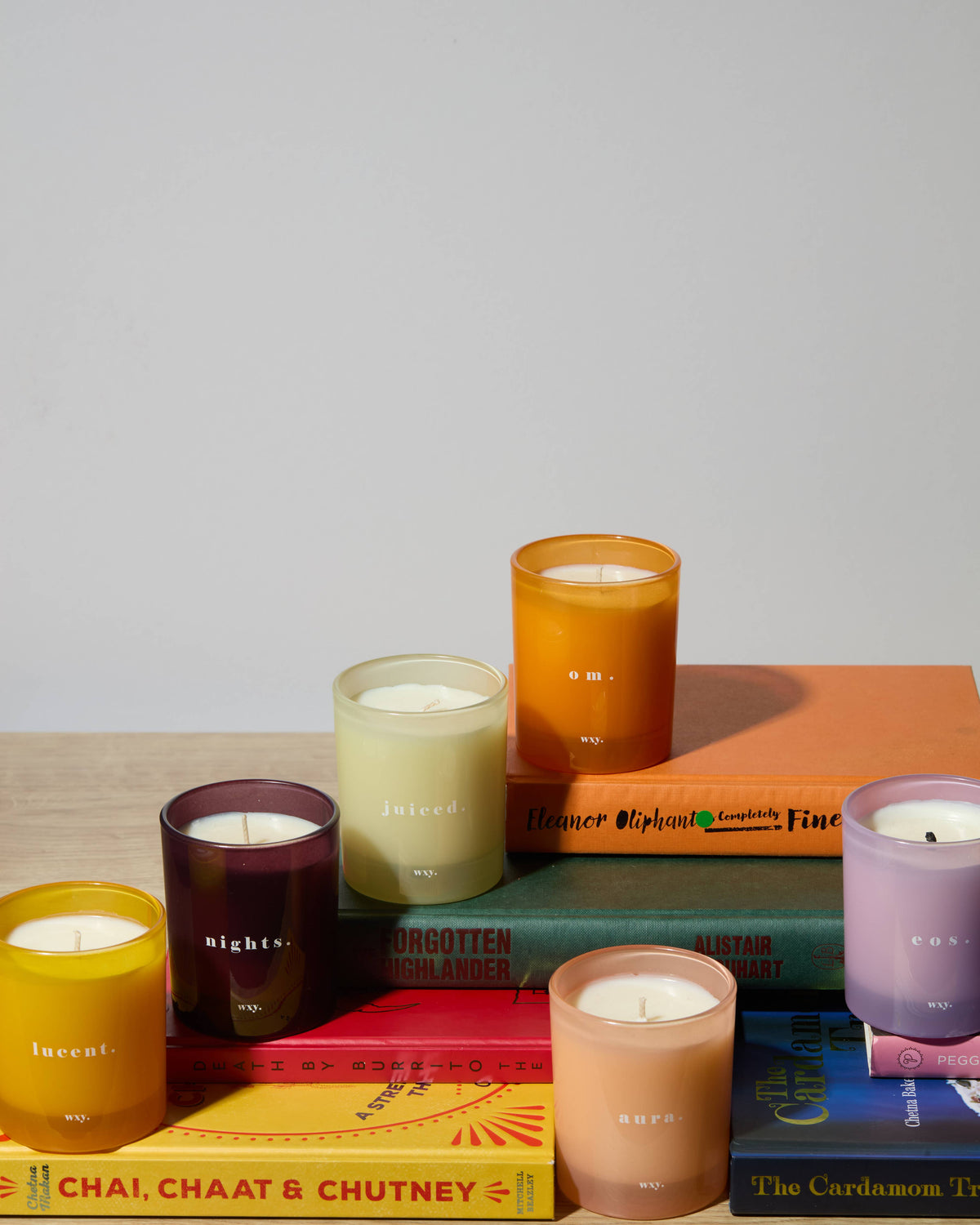 wxy. - Aura 7oz Candle - White Woods & Amber Down