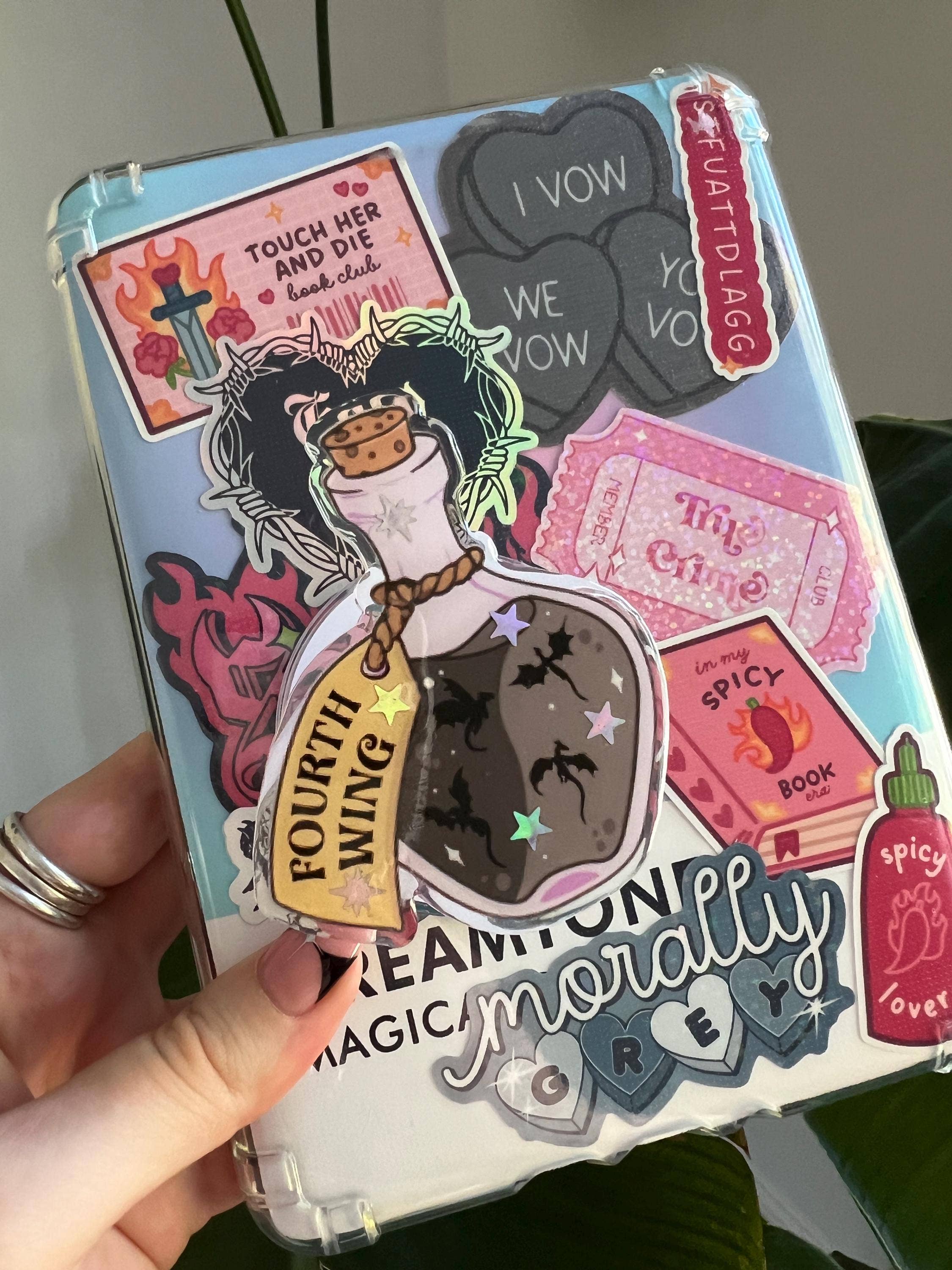 "Dragon Rider" Luxury Magnetic Kindle Grip & Phone holder