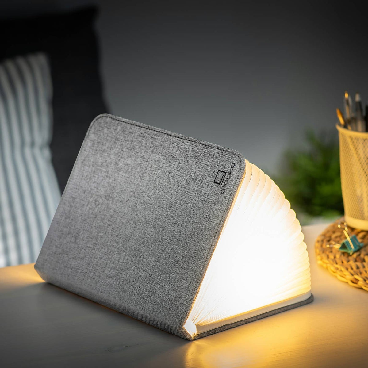 Gingko Linen Fabric Smart Book Light