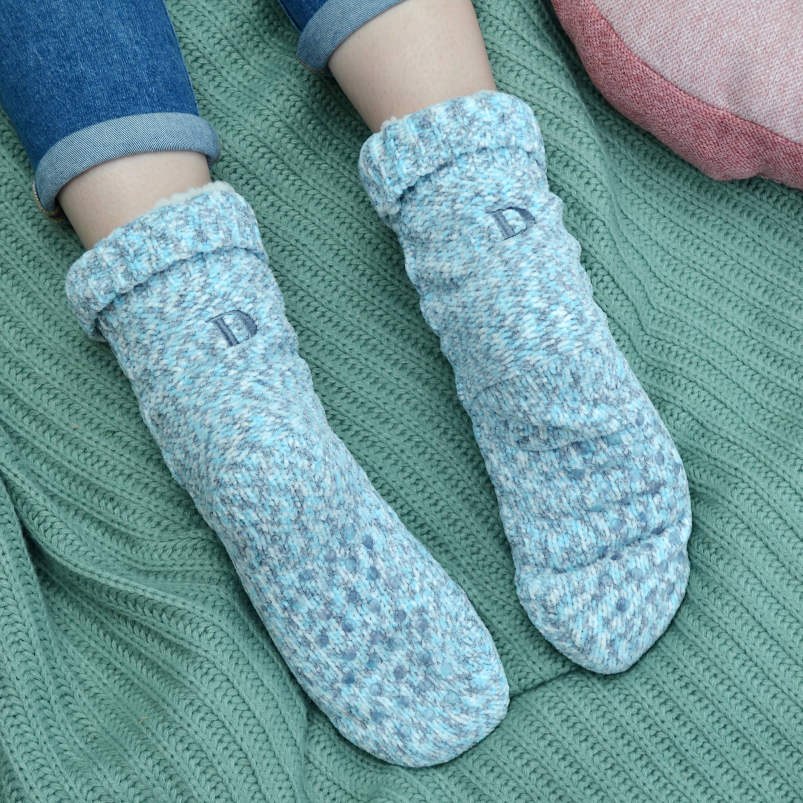 Speckled Cable Knit Pom Pom Slipper Socks