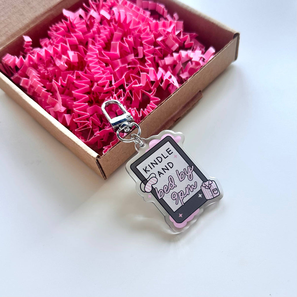 Dolly's Doodles - Bed By 9pm Kindle Keyring