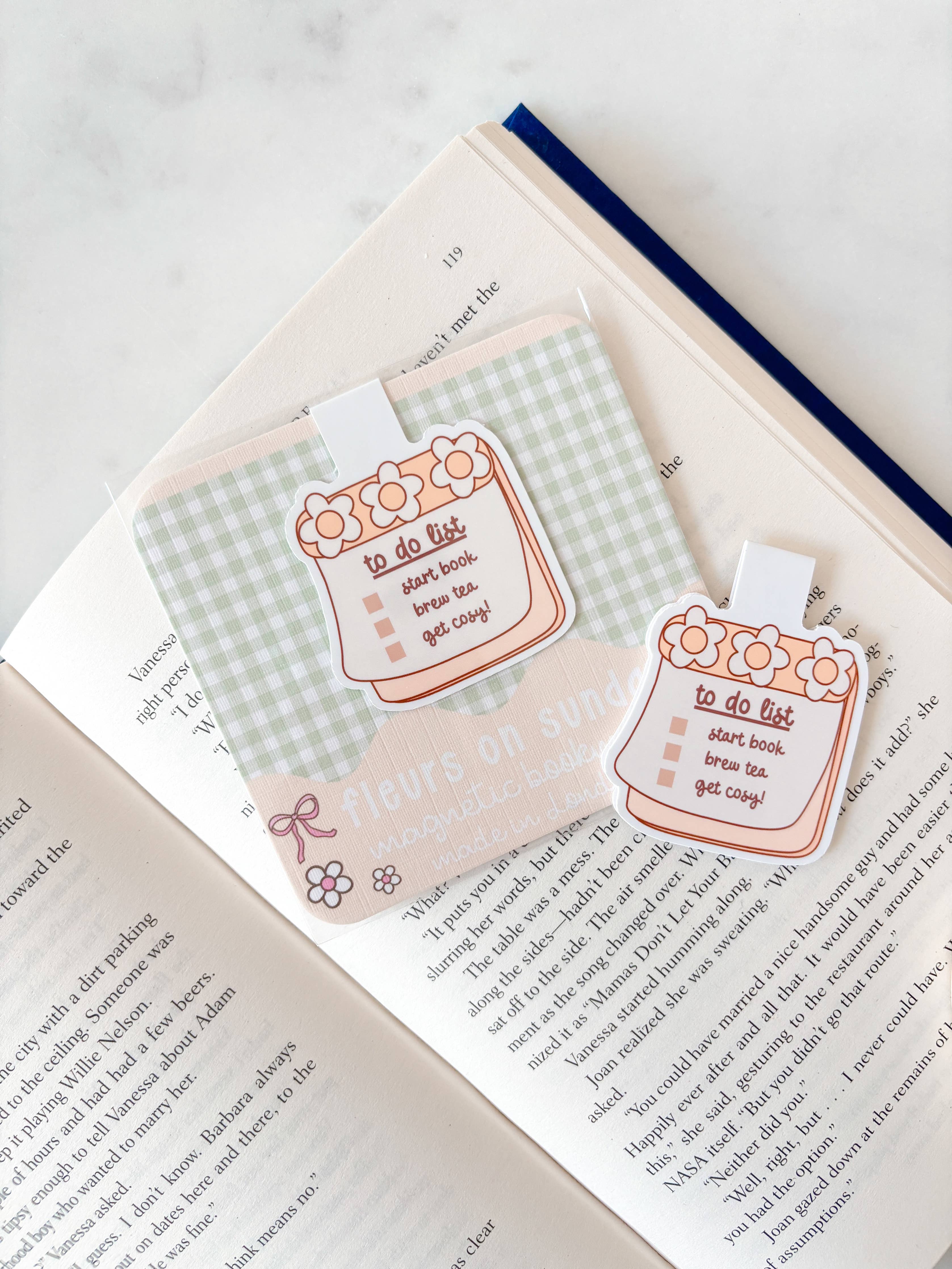 Fleurs on Sunday - Cosy To-Do List Magnetic Bookmark