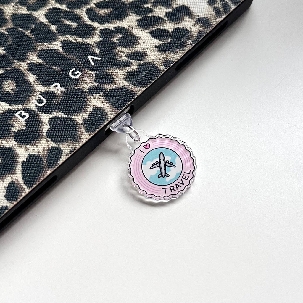 Dolly's Doodles - I Heart Travel Kindle Charm