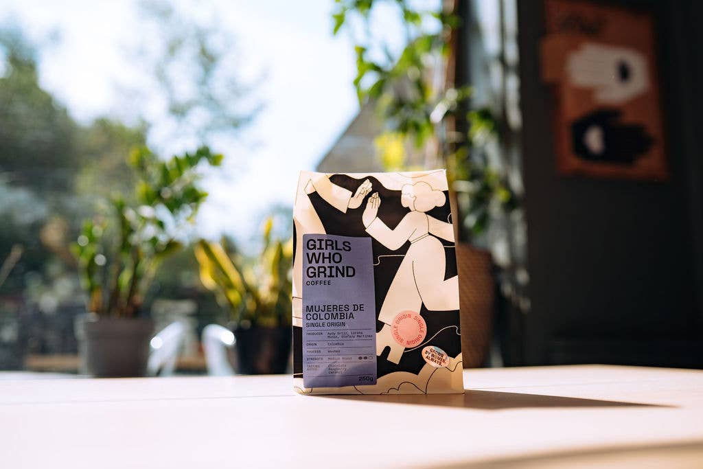 Coffee Beans, Mujeres de Colombia, washed single origin.