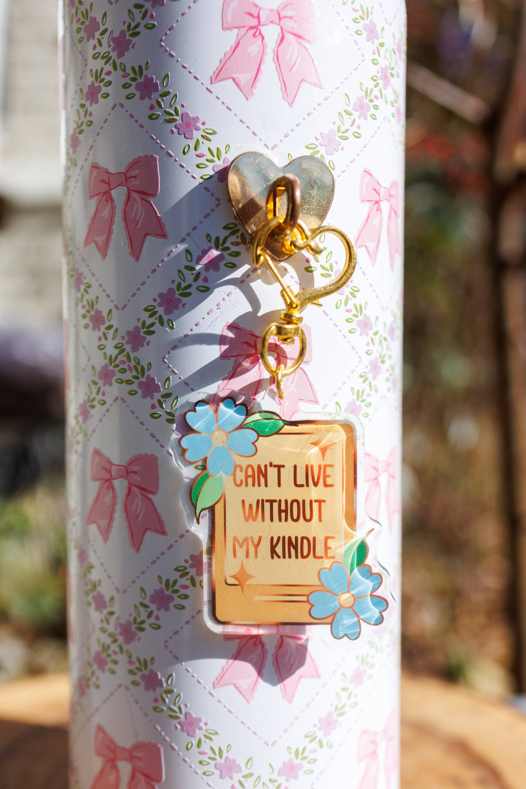 Pin Story "Can't Live Without My Kindle" Keychain/Kindle Charm