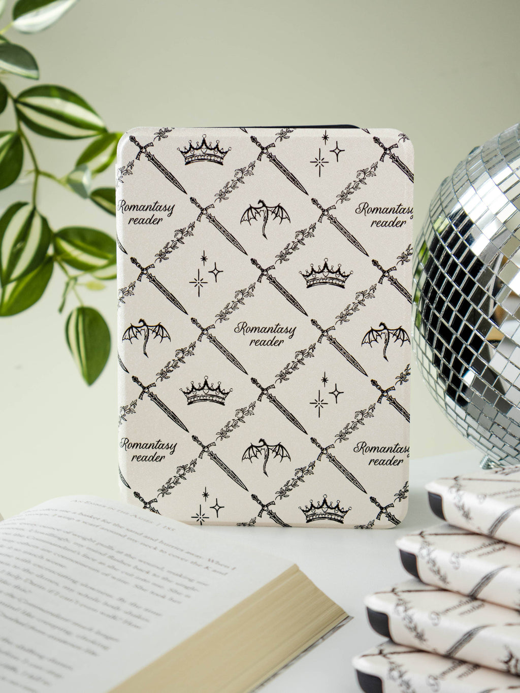 Romantasy Reader - Kindle Case