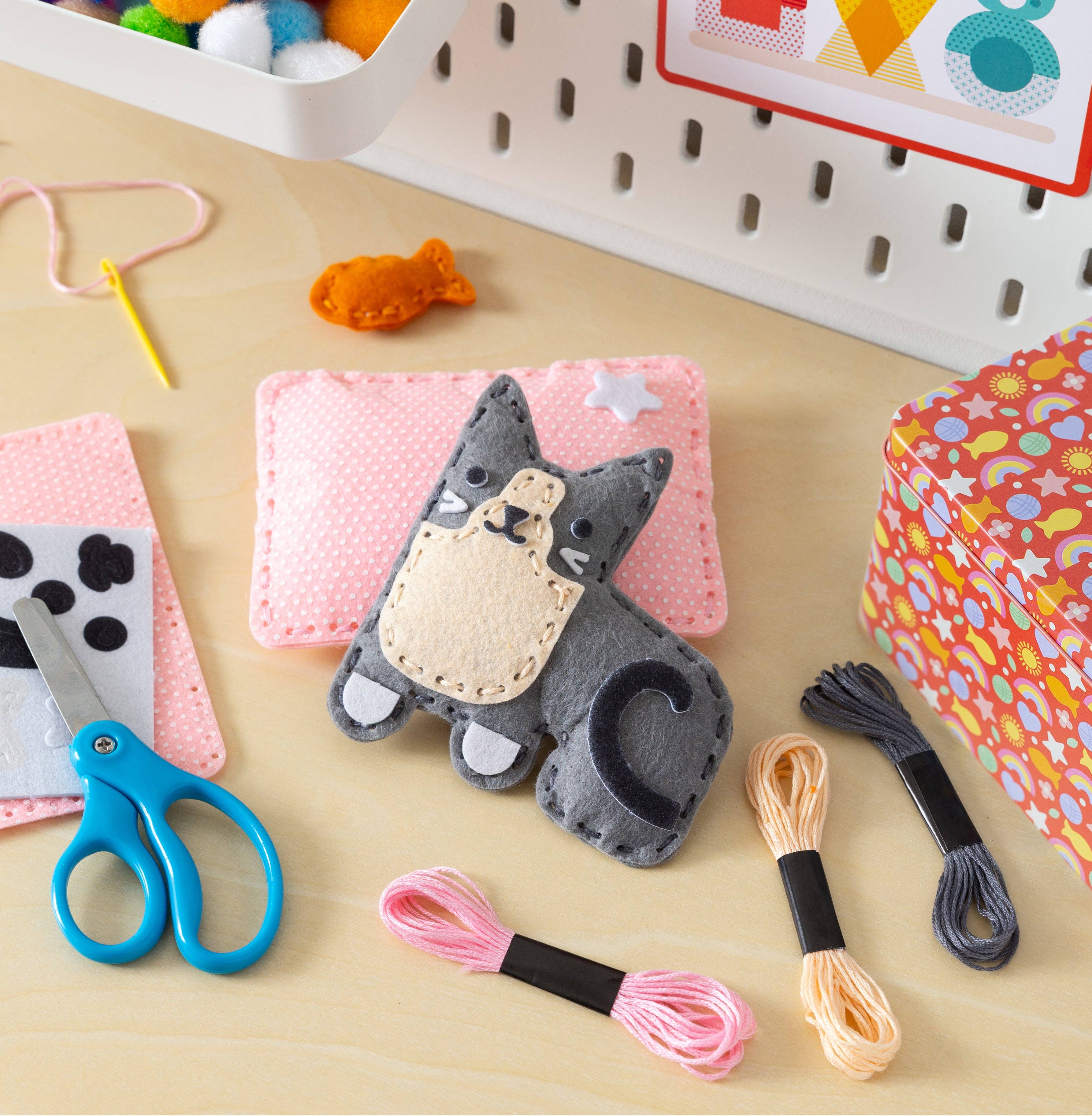 Mini Craft Kit: Pocket Pet Kitten (Craft Kit)