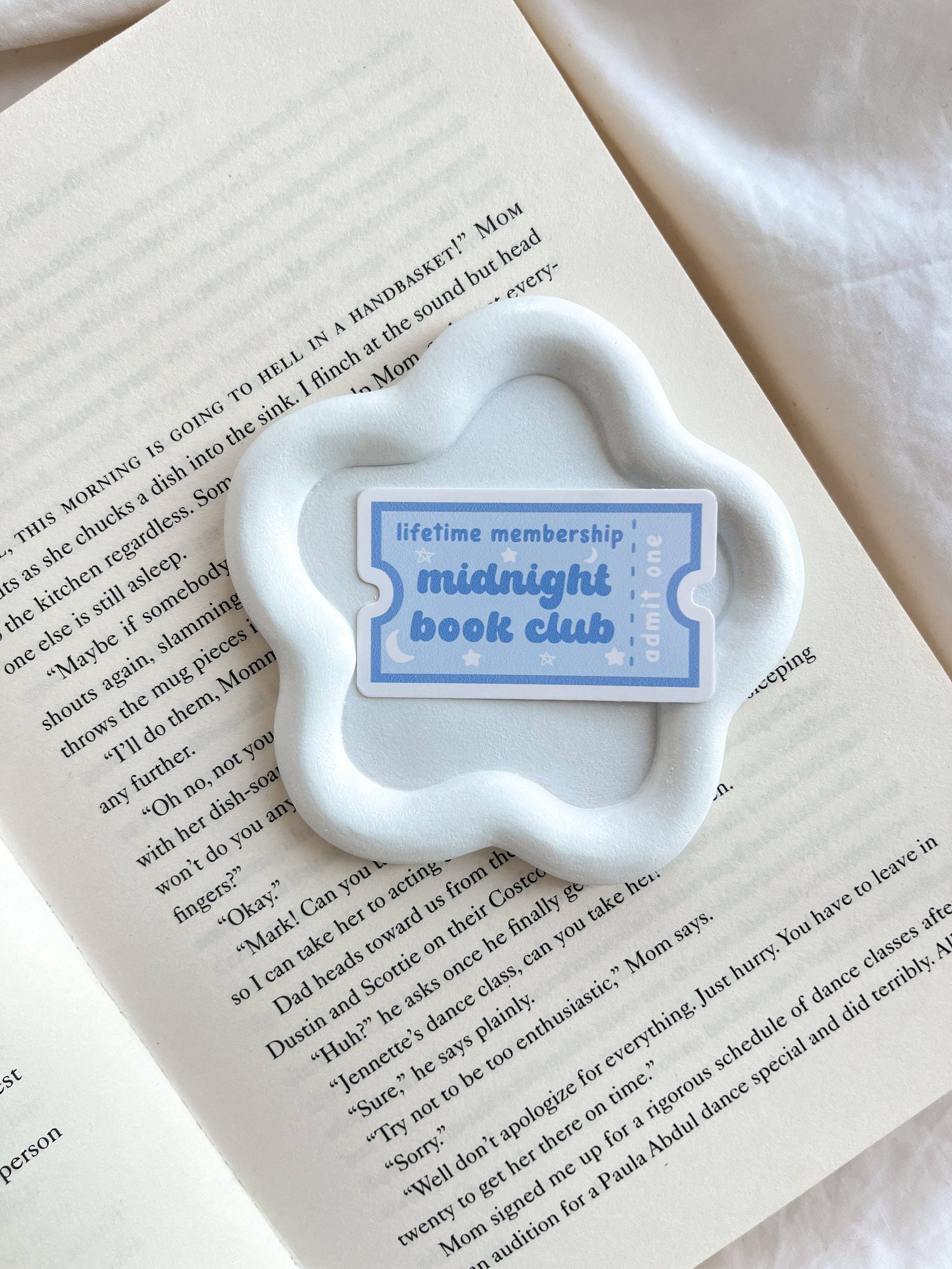 Fleurs on Sunday - The Midnight Book Club Sticker