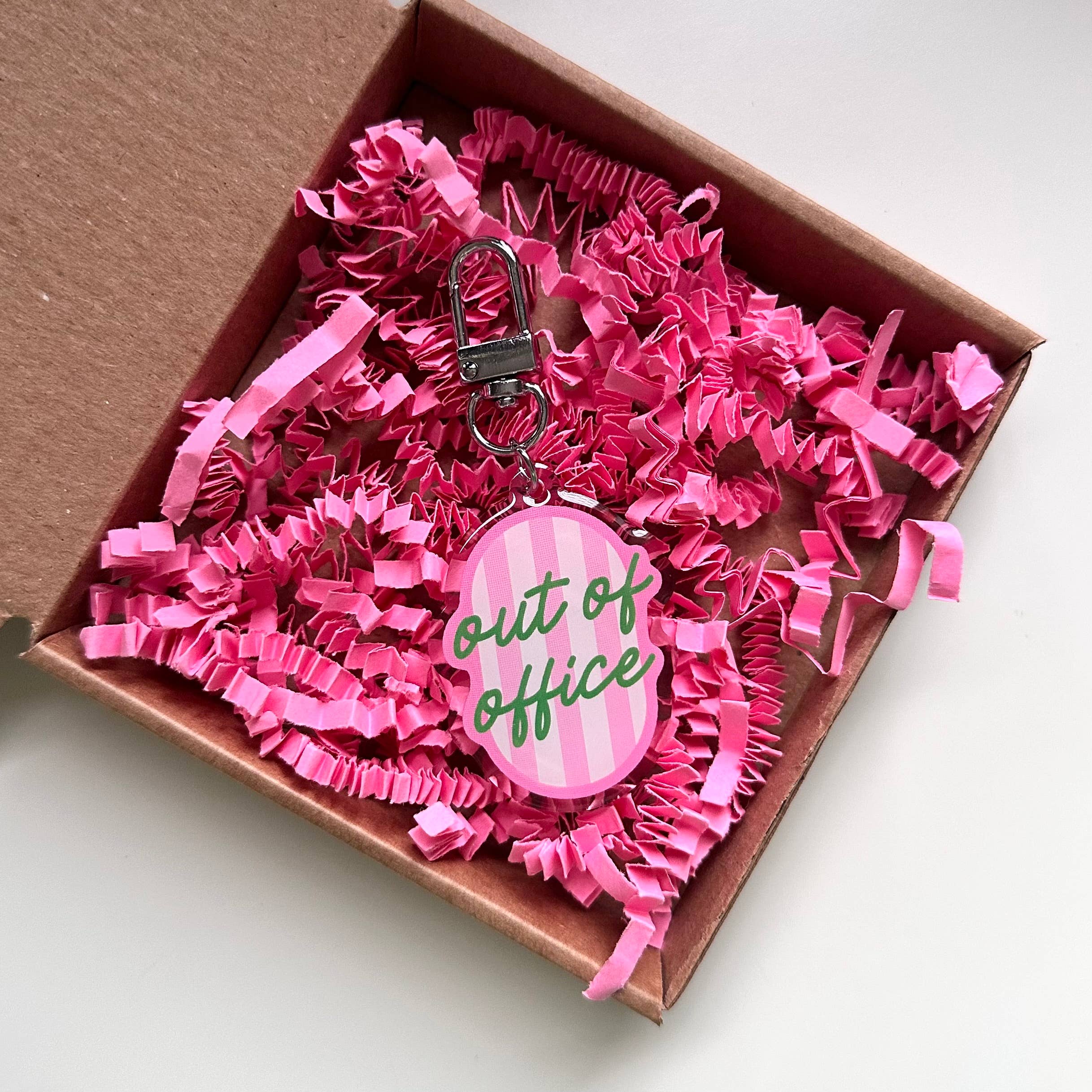Out of Office Keyring Holiday Vacation Pink Green Gift