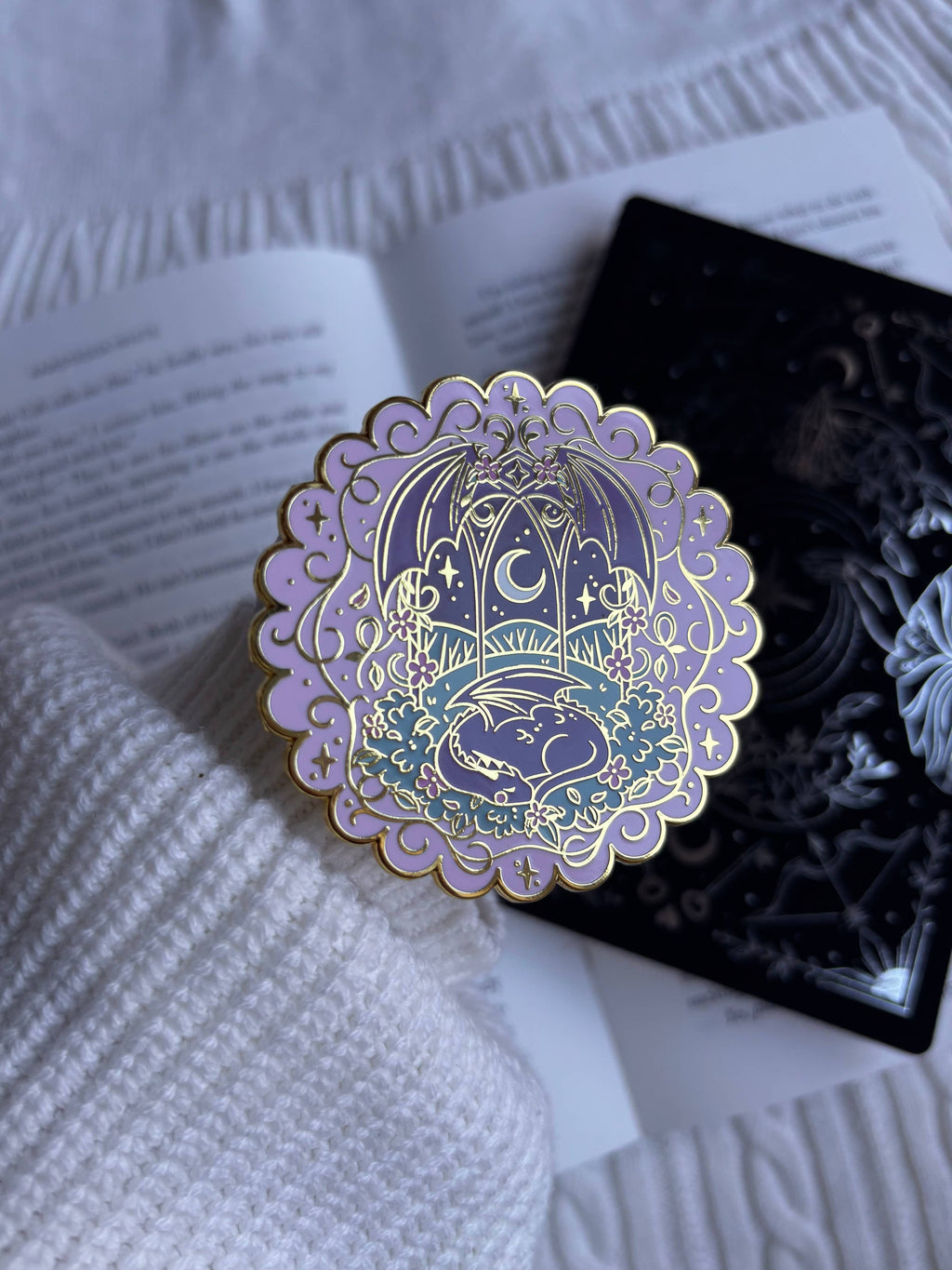 PREORDER Lilac Fantasy Dragon E-Reader Grip