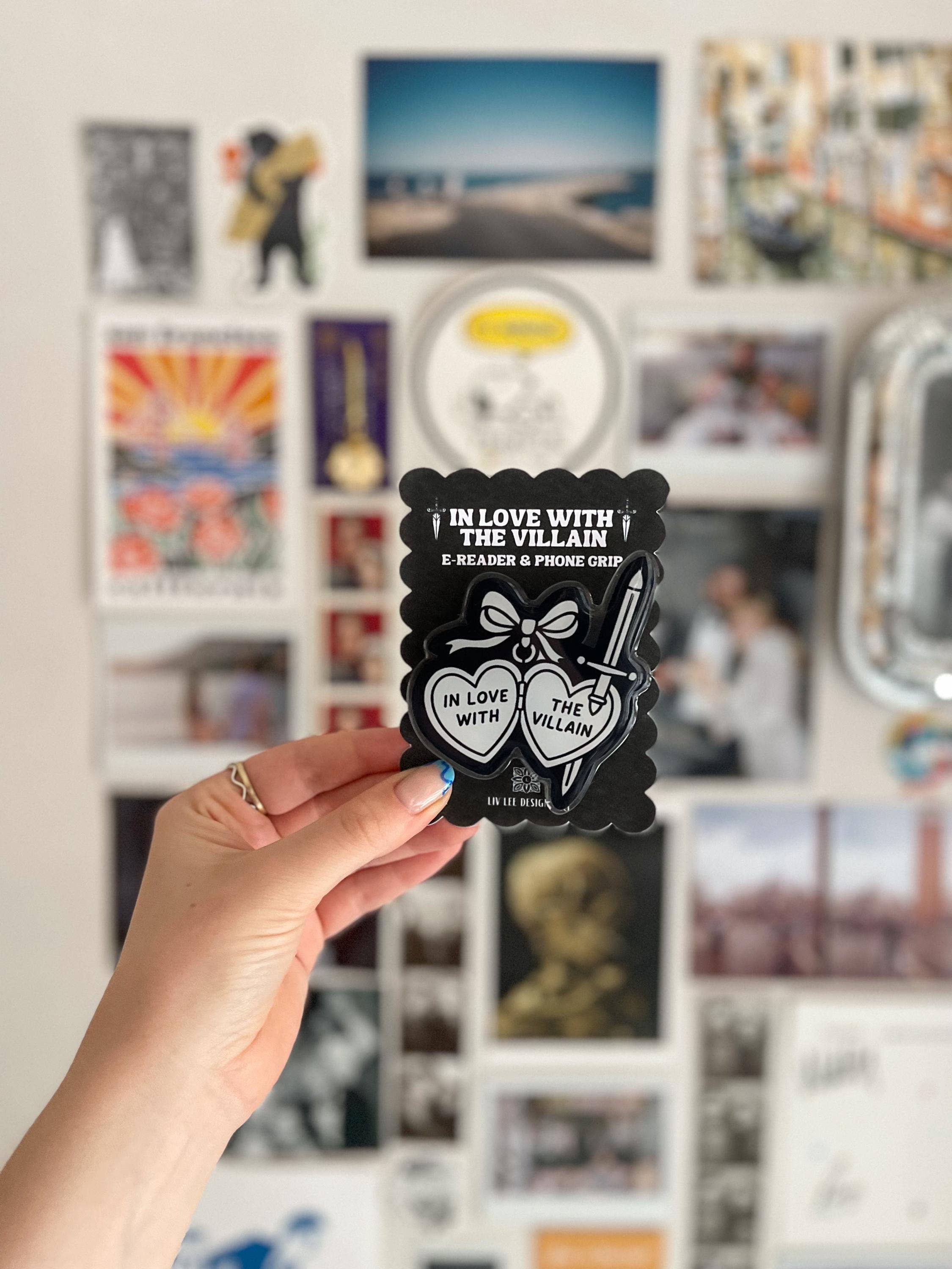 Liv Lee Designs - In love with Villain Kindle & Phone Grip