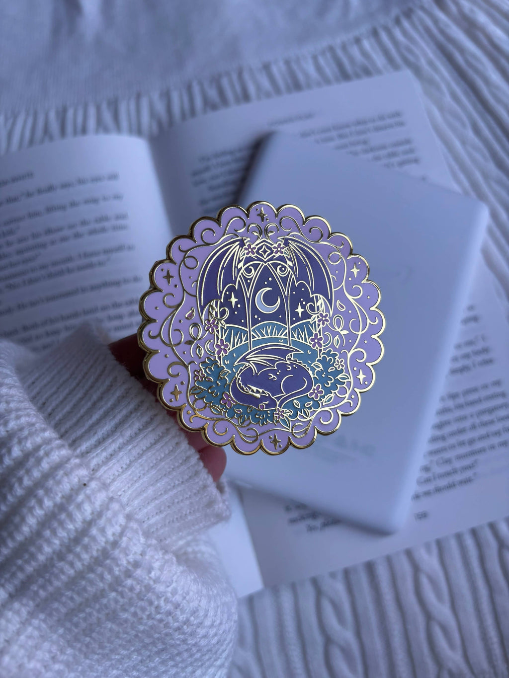 PREORDER Lilac Fantasy Dragon E-Reader Grip
