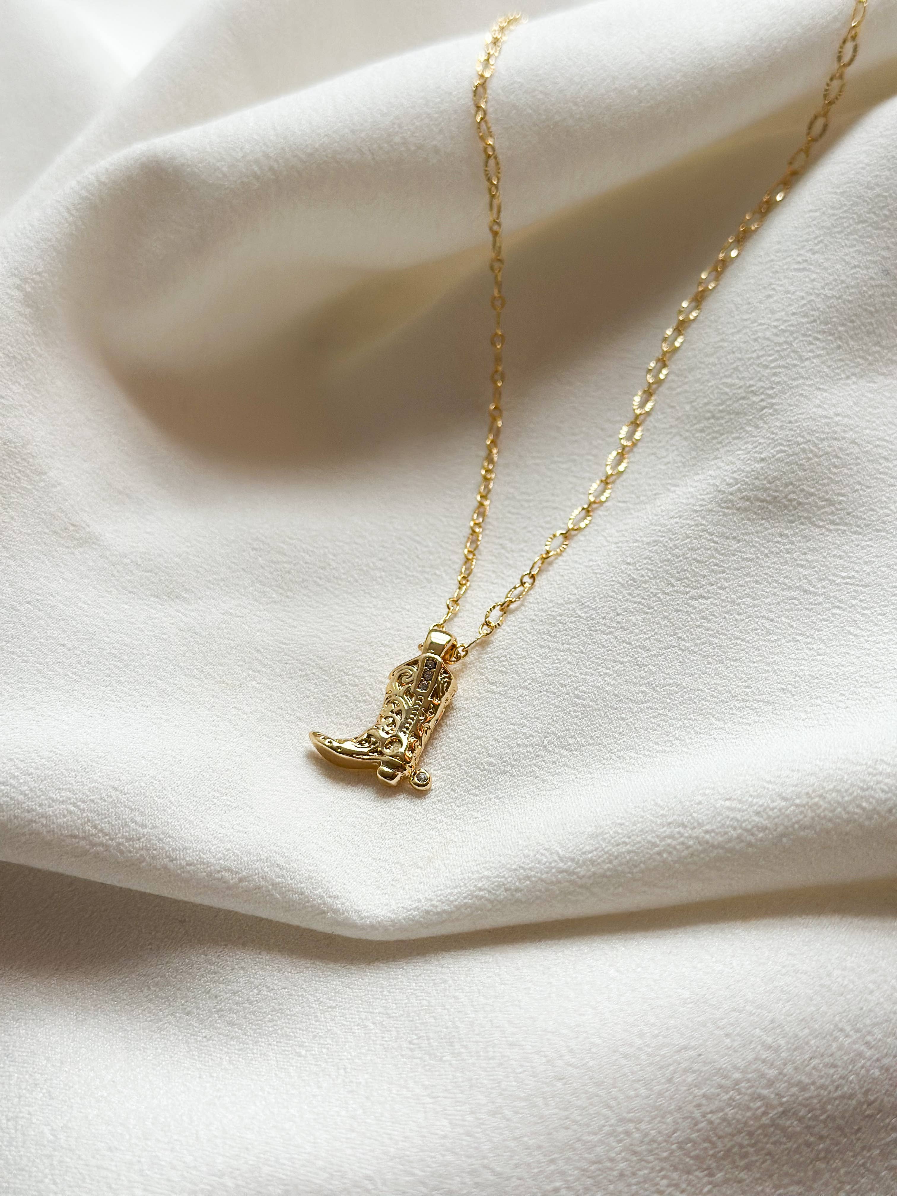 18k Gold Cowboy Boot Pendant Necklace