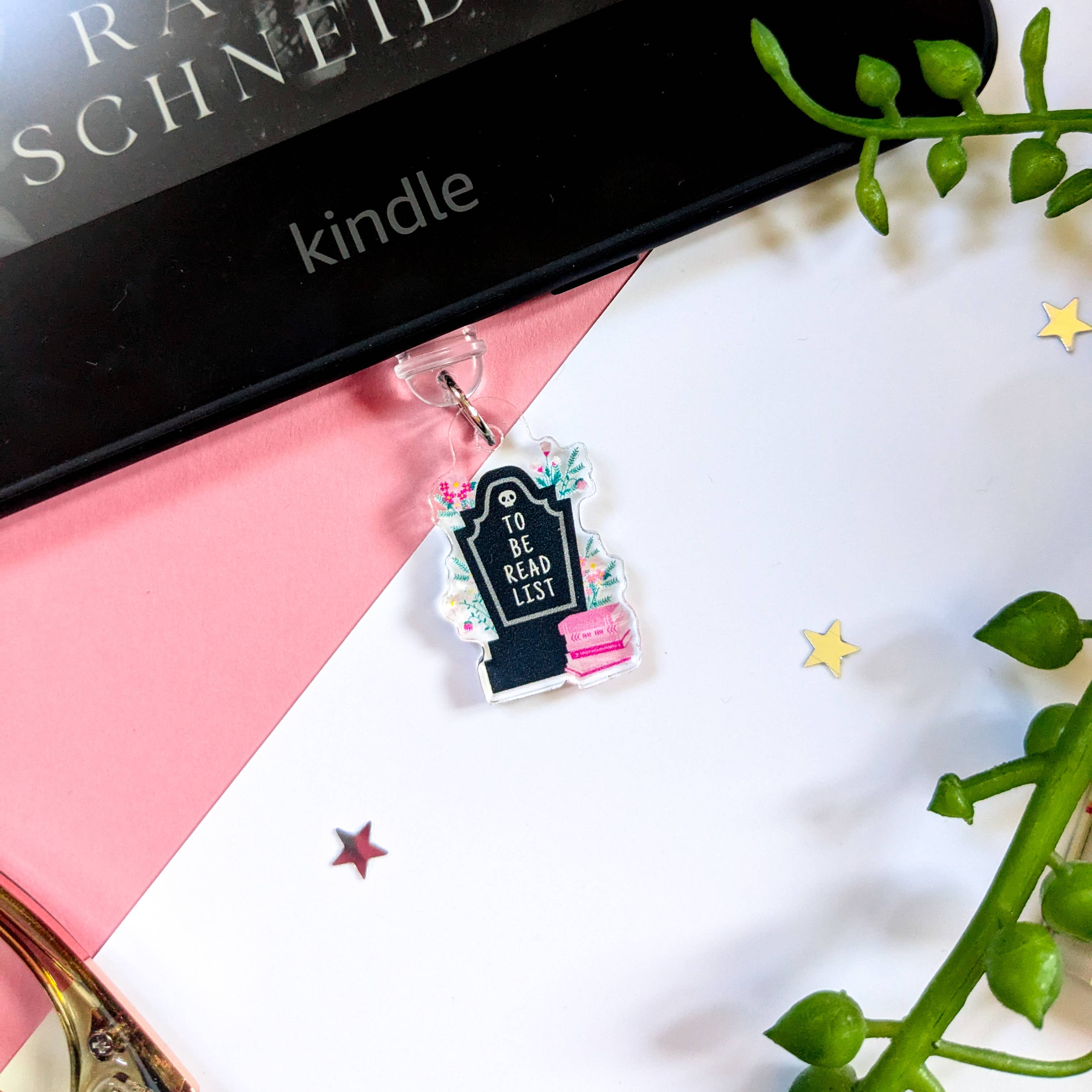 'To Be Read List' Kindle Charm