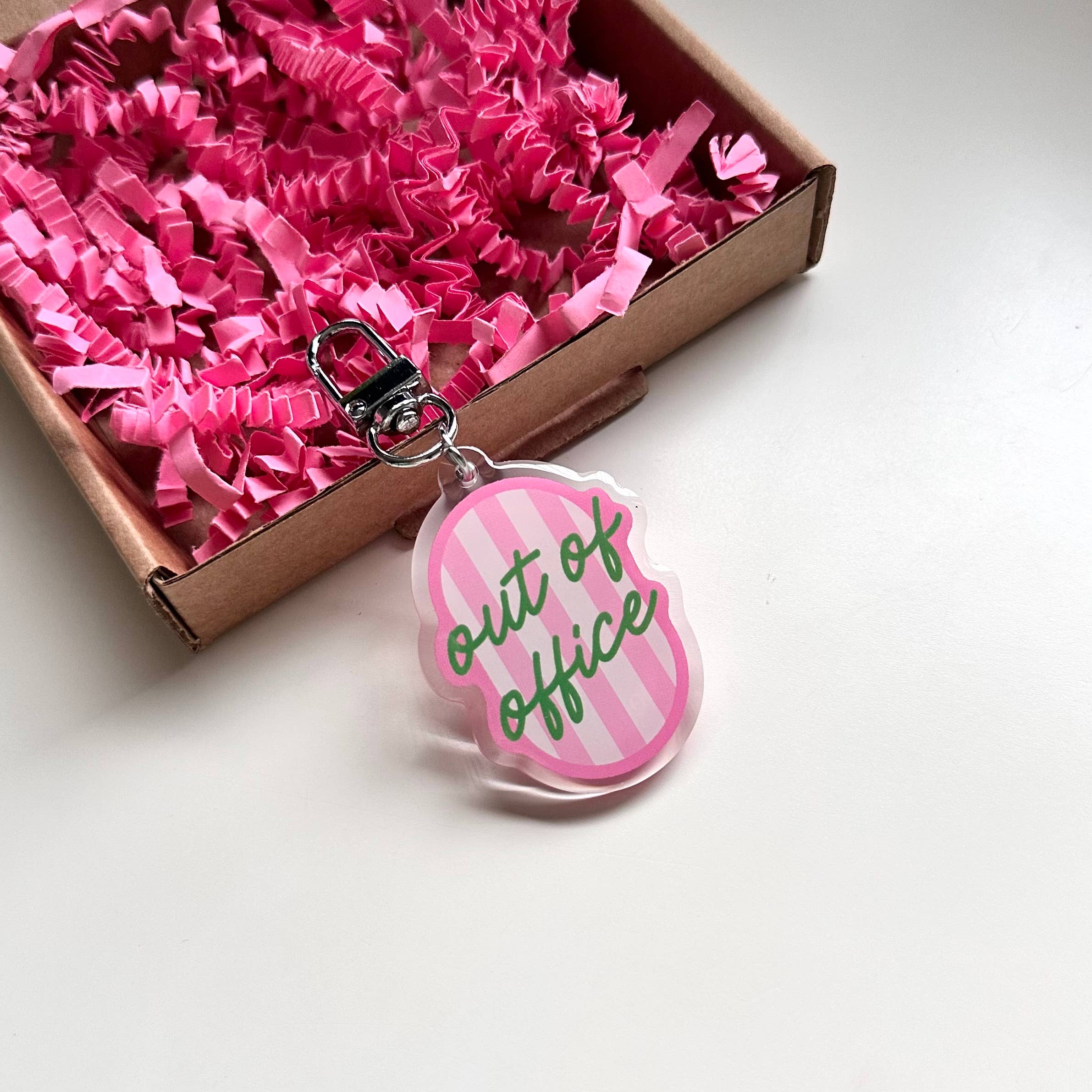 Out of Office Keyring Holiday Vacation Pink Green Gift