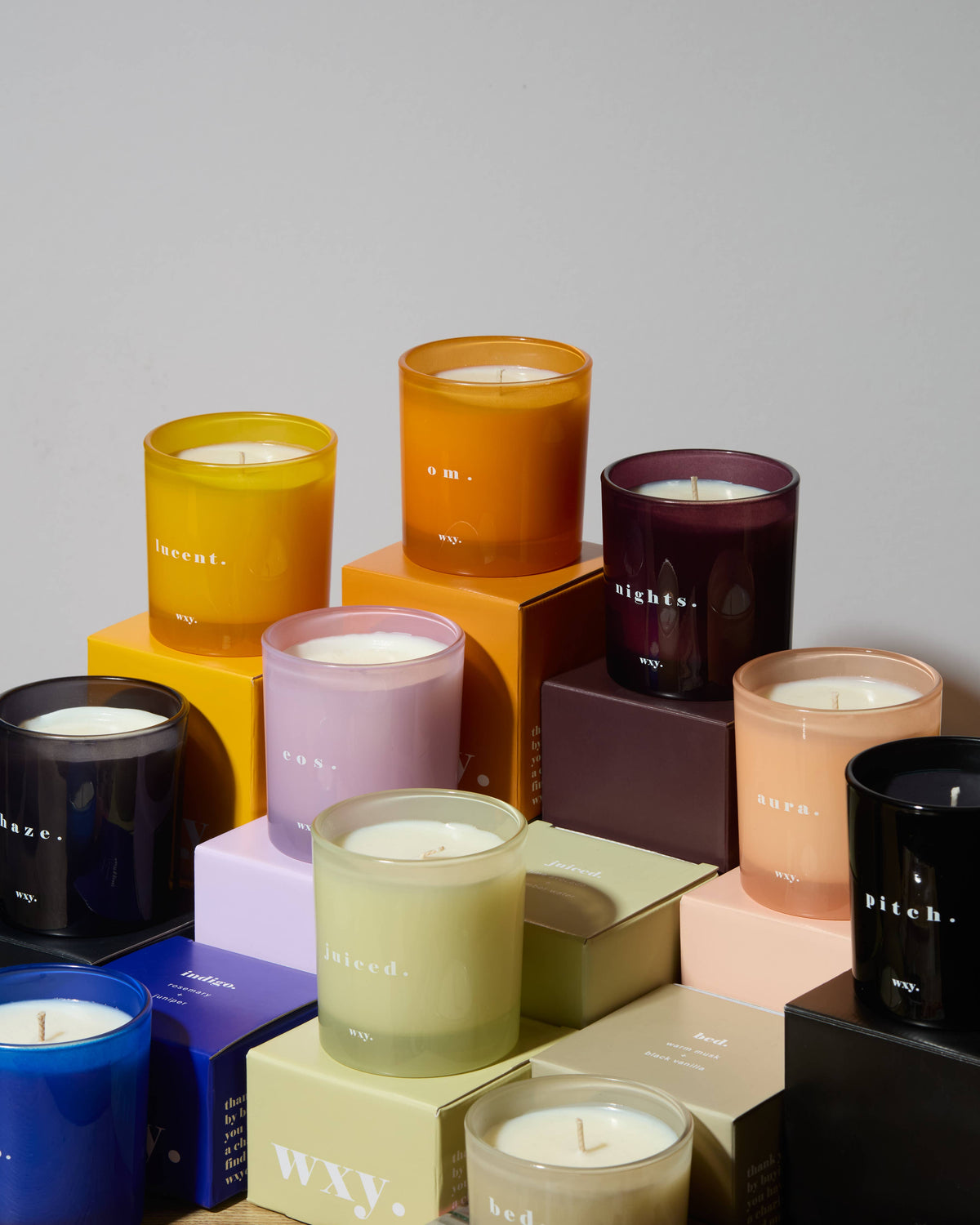 wxy. - Bed 7oz Candle - Warm Musk + Black Vanilla